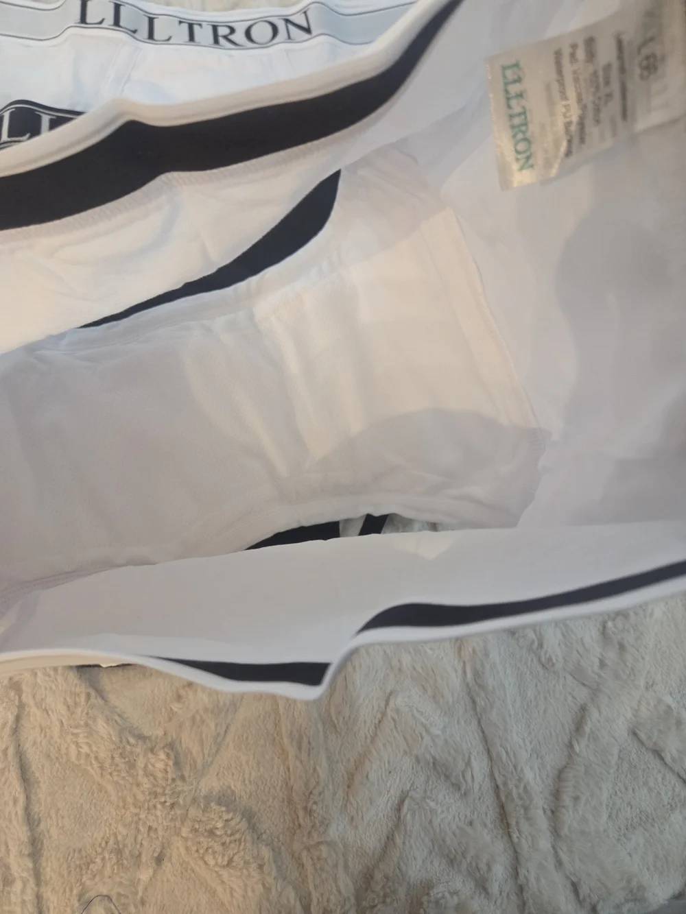 Wearever Men Incontinence Briefs  White Leak Control‎ & Super Absorbency Size XL